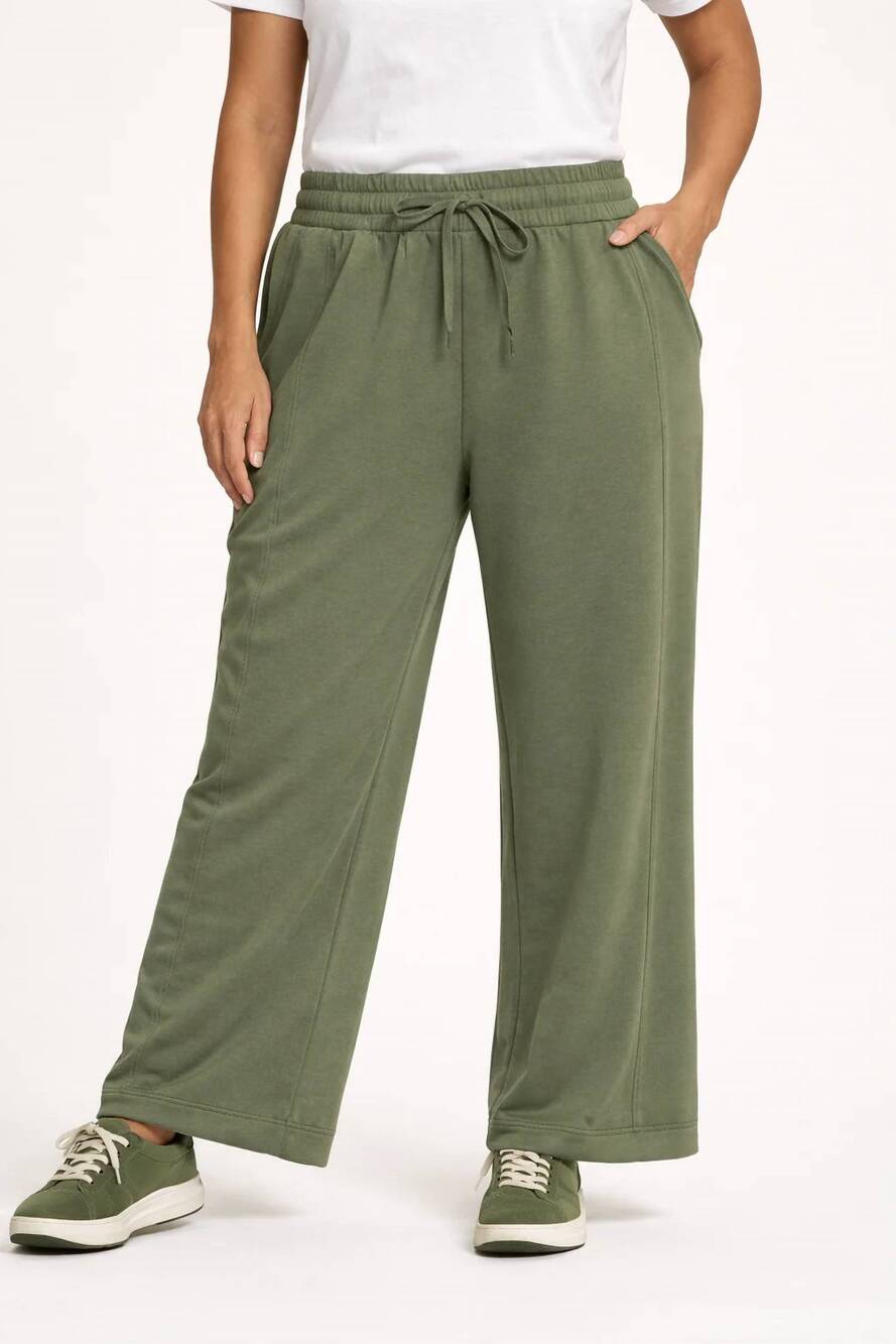NEW ZENANA chloe pants curvy in olive green
